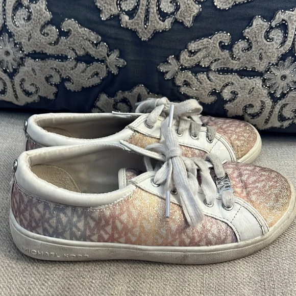 Michael Kors Size 3 Kids Jem Miracle Rainbow Sparkle Low Sneakers - Picture 5 of 8